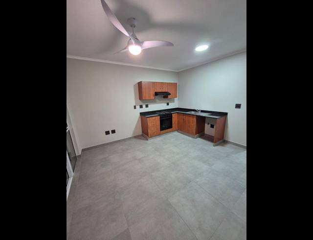 1 BEDROOM PROPERTY TO RENT IN COMPENSATION BEACH